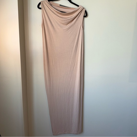 Enzo Costa Exposed Shoulder Maxi Dress In Dark Nude Size Small - Picture 2 of 10